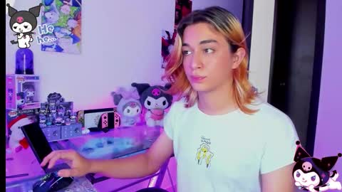 Snapshot of keita_moon chatting on 11.06.25 Keita moon online show from 11.06.25