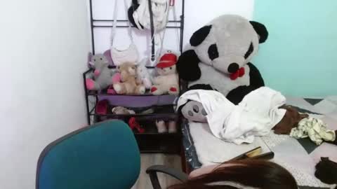 Snapshot of keity_russo03 chatting on 10.28.25 annie rosse16 online show from 10.28.25