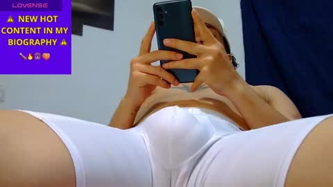 Snapshot of keivid_2303 chatting on 01.17.25 david online show from 01.17.25