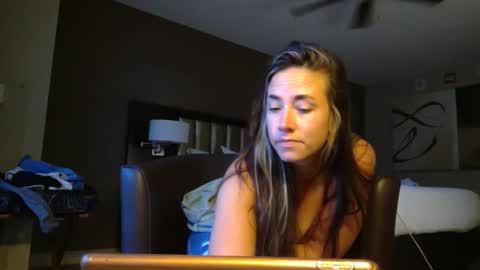 kekes2015 online show from 10.24.25