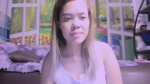 Snapshot of kelly_baby2005 chatting on 11.17.25 Kelly online show from 11.17.25