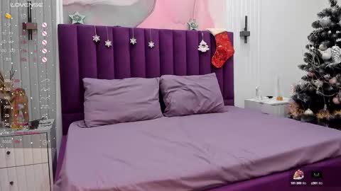 Snapshot of kelly_cuutie chatting on 01.07.25 Kelly online show from 01.07.25