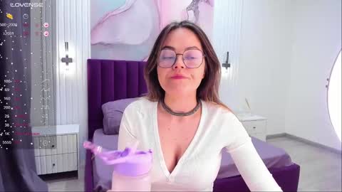 Snapshot of kelly_cuutie chatting on 02.10.25 Kelly online show from 02.10.25