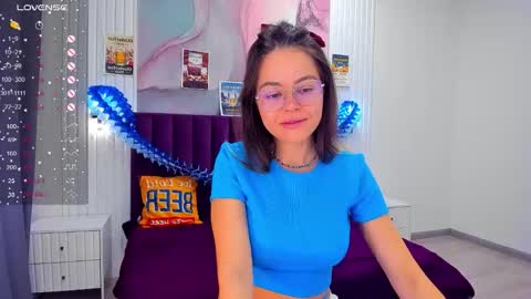 Snapshot of kelly_cuutie chatting on 09.23.25 Kelly online show from 09.23.25