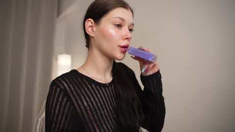  KELLY  online show from 01.08.25