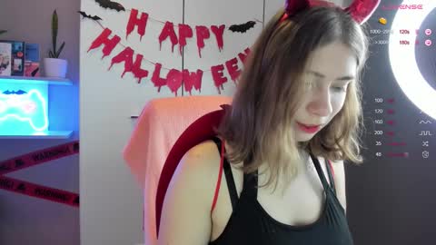 Snapshot of kelly_jayne chatting on 10.26.25 Diana online show from 10.26.25