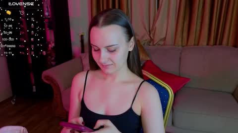 Snapshot of kellycartie chatting on 10.11.25 Im Kelly online show from 10.11.25