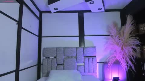 kellyMillian  online show from 03.16.26