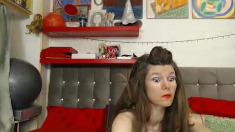 Snapshot of kellynumber chatting on 05.29.26 kelly online show from 05.29.26