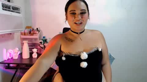 Snapshot of kellys_hot_assxx chatting on 07.19.26 KELLY MCDOLEN online show from 07.19.26