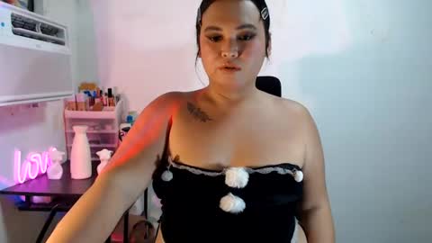 Snapshot of kellys_hot_assxx chatting on 07.28.26 KELLY MCDOLEN online show from 07.28.26