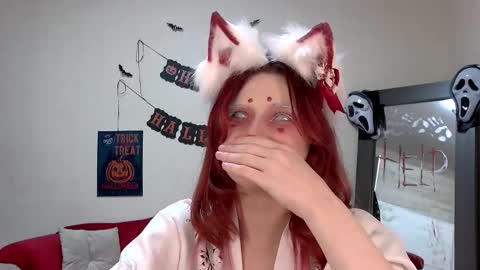 Kelly Stoneys online show from 10.29.25