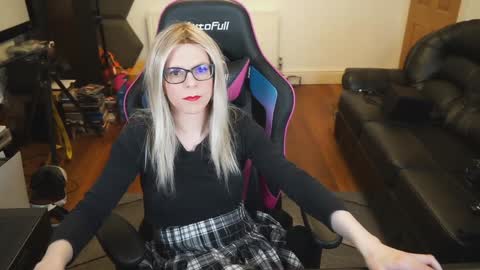 Snapshot of kelseycobalt chatting on 01.02.25 kelseycobalt online show from 01.02.25