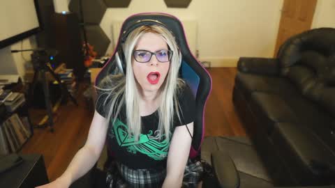 Snapshot of kelseycobalt chatting on 02.06.25 kelseycobalt online show from 02.06.25
