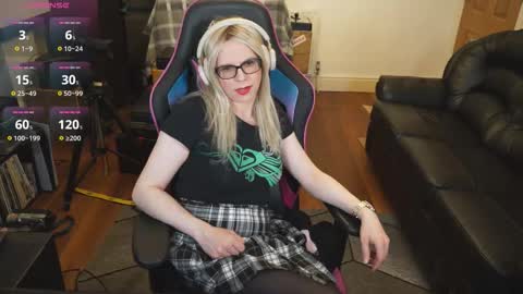 Snapshot of kelseycobalt chatting on 10.02.25 kelseycobalt online show from 10.02.25