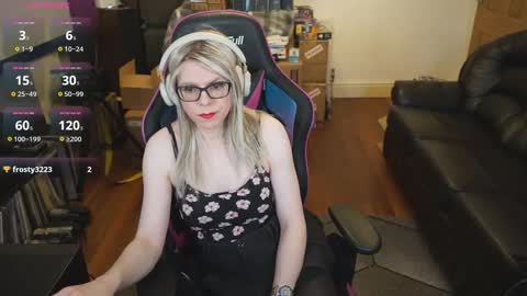 Snapshot of kelseycobalt chatting on 11.28.25 kelseycobalt online show from 11.28.25