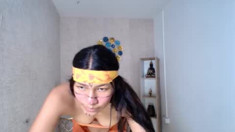 Snapshot of kelsie_hills chatting on 11.06.25 kelsie online show from 11.06.25