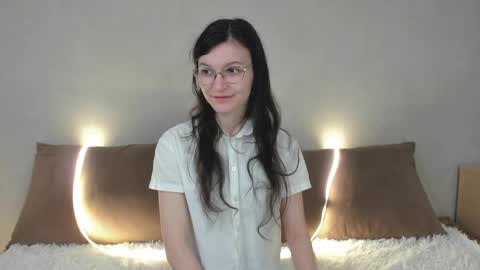 Kelsirabenold online show from 04.05.26