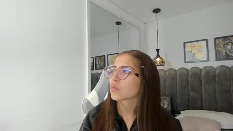 Snapshot of kely_morgan chatting on 05.17.26 Kely online show from 05.17.26