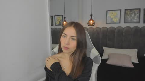 Snapshot of kely_morgan chatting on 05.21.26 Kely online show from 05.21.26