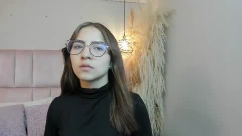 Snapshot of kely_morgan chatting on 06.19.26 Kely online show from 06.19.26