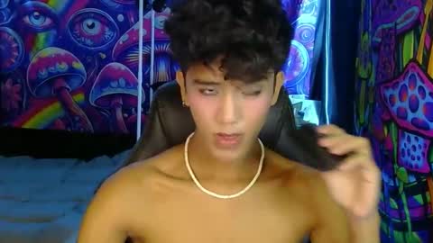 Snapshot of ken_bigcockxx chatting on 05.20.26 Ken online show from 05.20.26