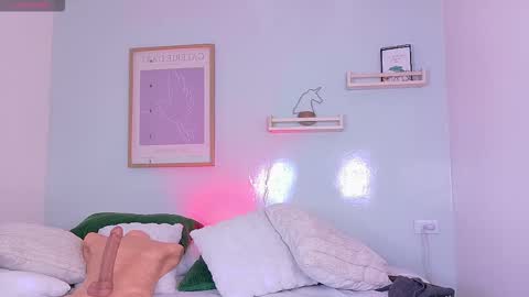   online show from 11.06.25