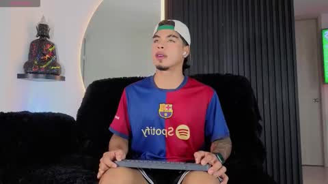 Snapshot of ken_boy_ chatting on 01.09.26 online show from 01.09.26