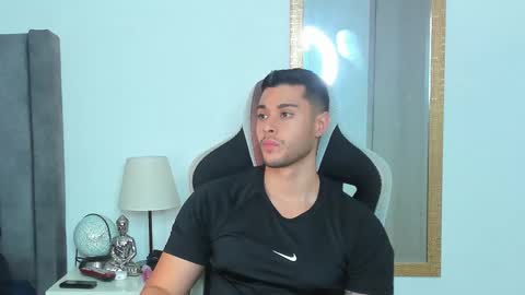 Snapshot of ken_mailik chatting on 12.18.25 ken_mailik online show from 12.18.25