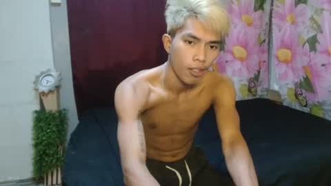 ken_minjun online show from 07.03.26
