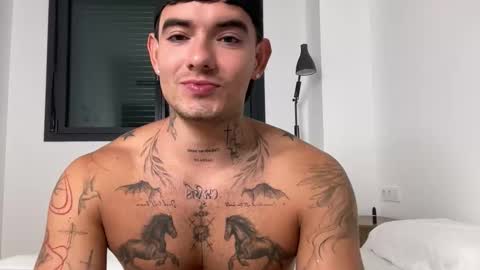 Snapshot of kenboyea_ chatting on 09.24.25 luis carlos esteban online show from 09.24.25