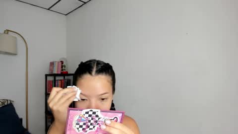 Kendal online show from 02.06.25