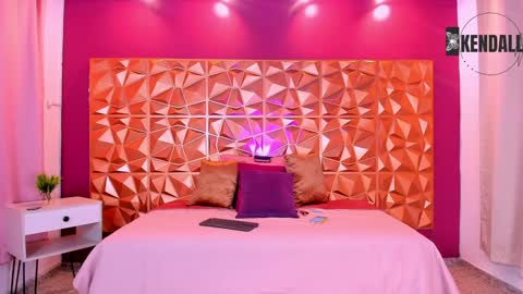 Snapshot of kendall23_ chatting on 12.10.24 Kendall online show from 12.10.24