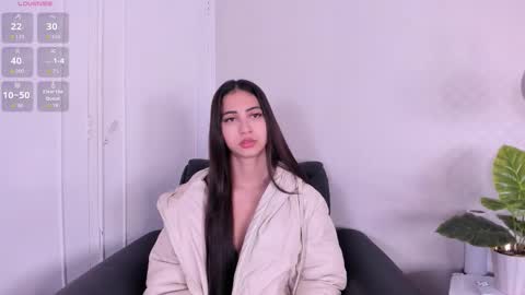 Snapshot of kendall__blake chatting on 10.13.25 online show from 10.13.25