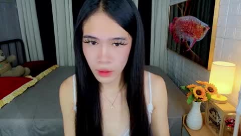 Kendall  online show from 11.04.25