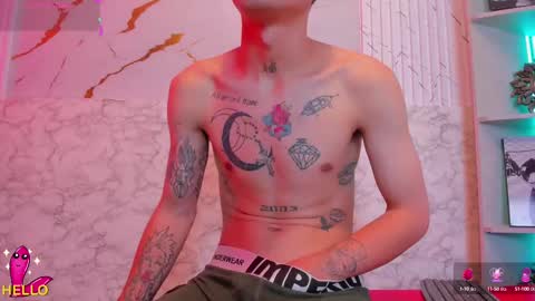 Snapshot of kendalltaylorr chatting on 03.01.25 Kendall and Taylor online show from 03.01.25