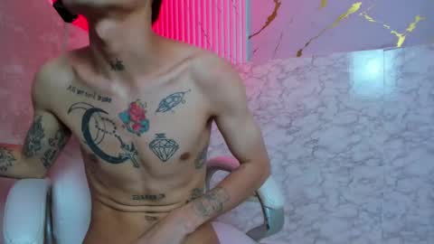 Snapshot of kendalltaylorr chatting on 03.07.25 Kendall and Taylor online show from 03.07.25