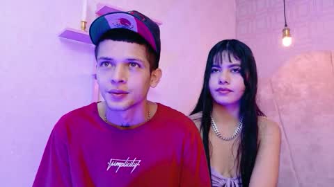 Snapshot of kendalltaylorr chatting on 12.05.25 Kendall and Taylor online show from 12.05.25