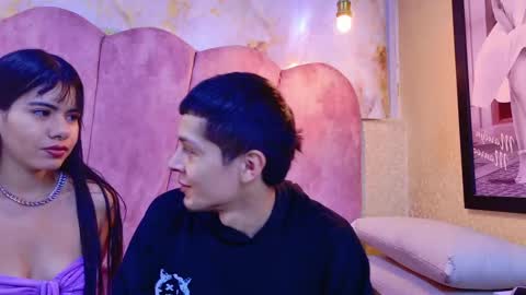 Snapshot of kendalltaylorr chatting on 12.16.25 Kendall and Taylor online show from 12.16.25