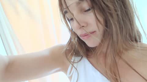 Snapshot of kendalltyler chatting on 03.06.25 kendall online show from 03.06.25