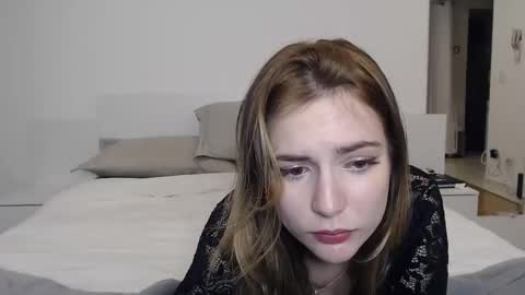 Snapshot of kendallyourdream chatting on 01.12.25 cloe online show from 01.12.25