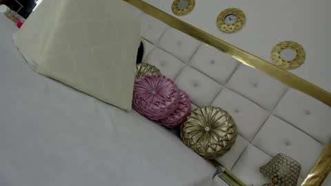 Kendal  online show from 03.12.25