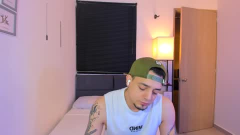 kendel_dimitri online show from 04.23.26