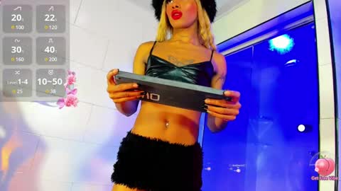 Snapshot of kendra_bailey chatting on 12.03.24 Kendra Bailey online show from 12.03.24