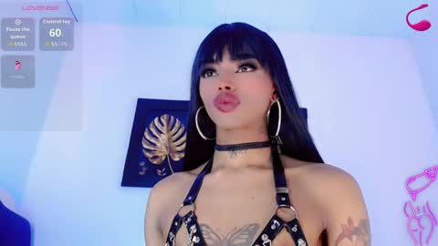 Snapshot of kendra_bailey chatting on 11.12.25 Kendra Bailey online show from 11.12.25