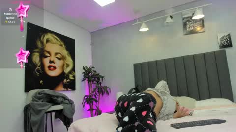 Kendra London online show from 04.22.26