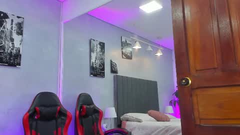 Kendra London online show from 07.29.26