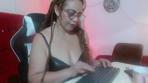 kendra_lust_69 online show from 05.13.26