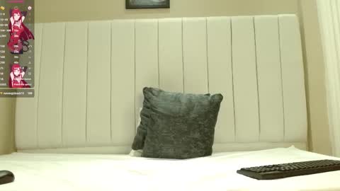 Snapshot of kendra_lux1 chatting on 10.11.25 kendra_lux1 online show from 10.11.25