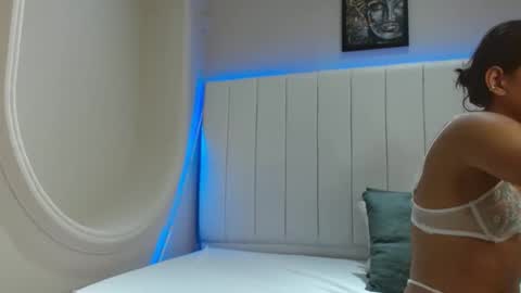 Snapshot of kendra_lux1 chatting on 11.03.25 kendra_lux1 online show from 11.03.25